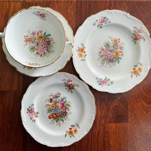 1926 England coalport double handle soup set, 4 piece as a set
